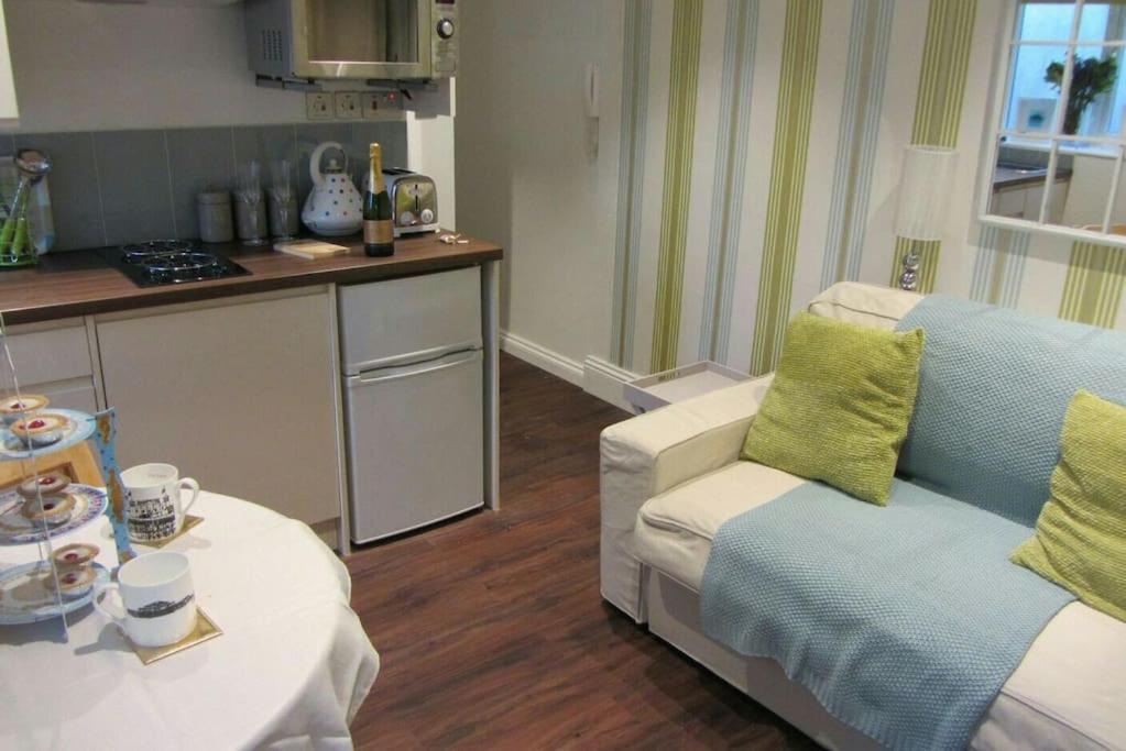 Between Piers, The Stylish Studio Flat In Cannon Place Brighton Ngoại thất bức ảnh